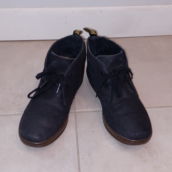 DR. MARTENS "HENRIE" CANVAS CHUKKA ANKLE BOOTS - Picture 2 of 5